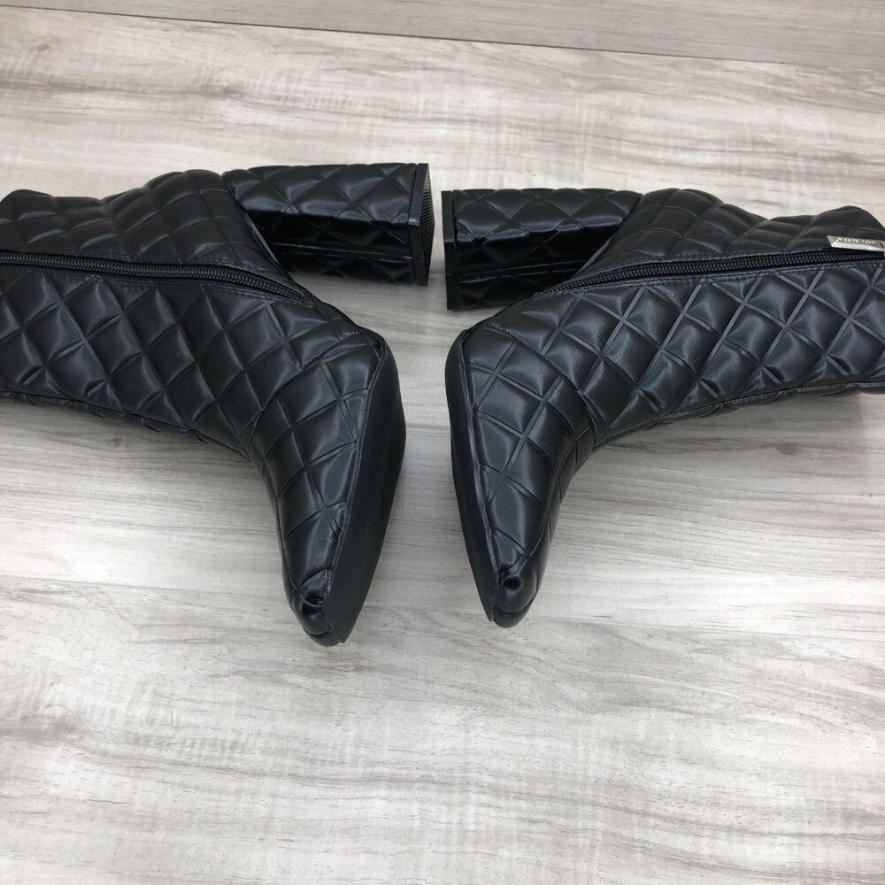 Cape Robbin Ankle Boots Womens 9 Black Quilted Zip Booties - Picture 6 of 11